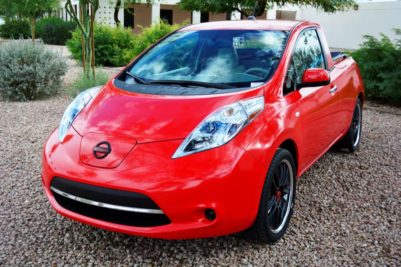Illustration for article titled Nissan Engineers Merge A Leaf With A Frontier And Create An EV Camino
